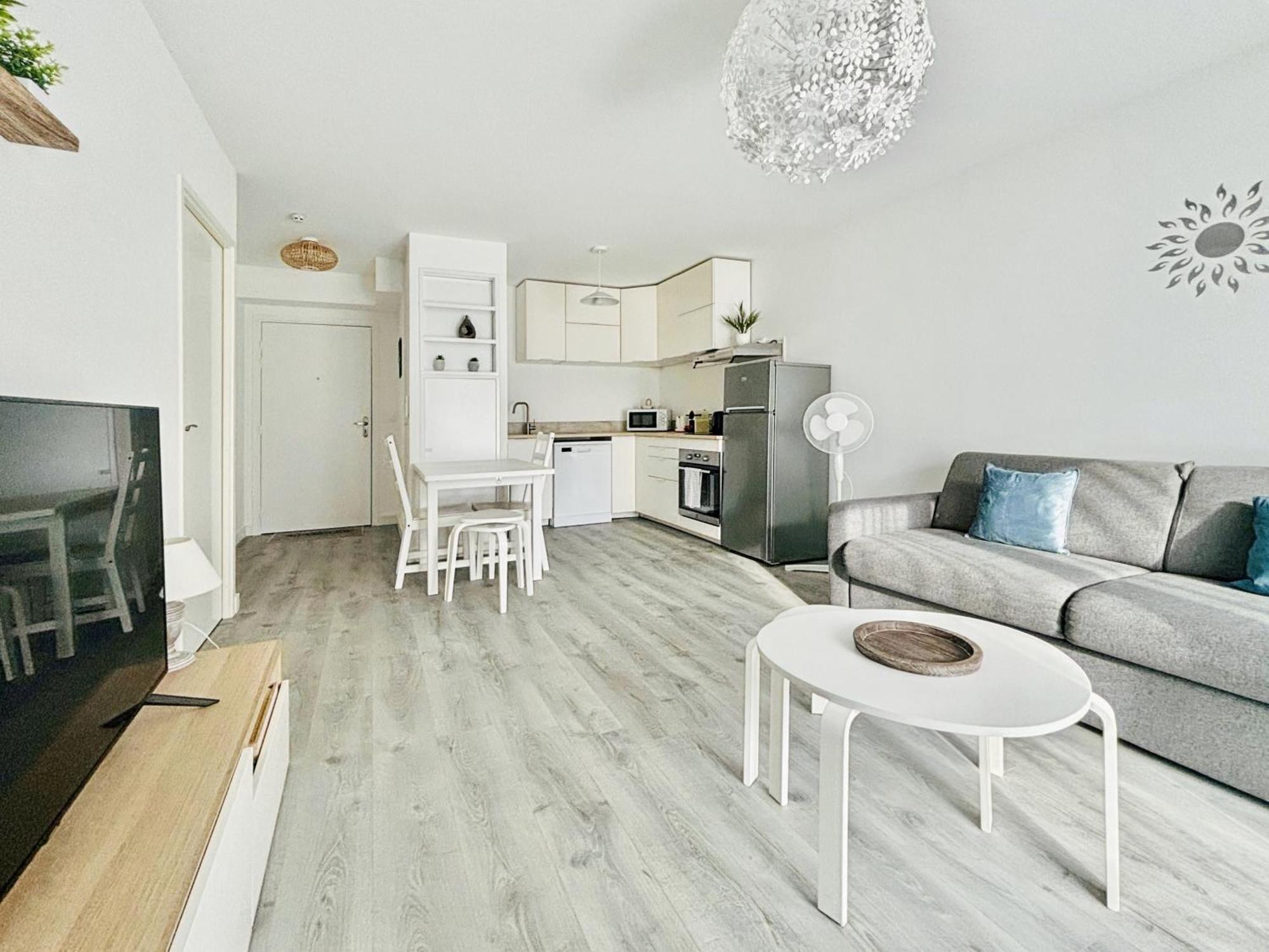 Sunny Suite Disneyland Paris - Rentaway Bnb มองต์เตฮวา ภายนอก รูปภาพ